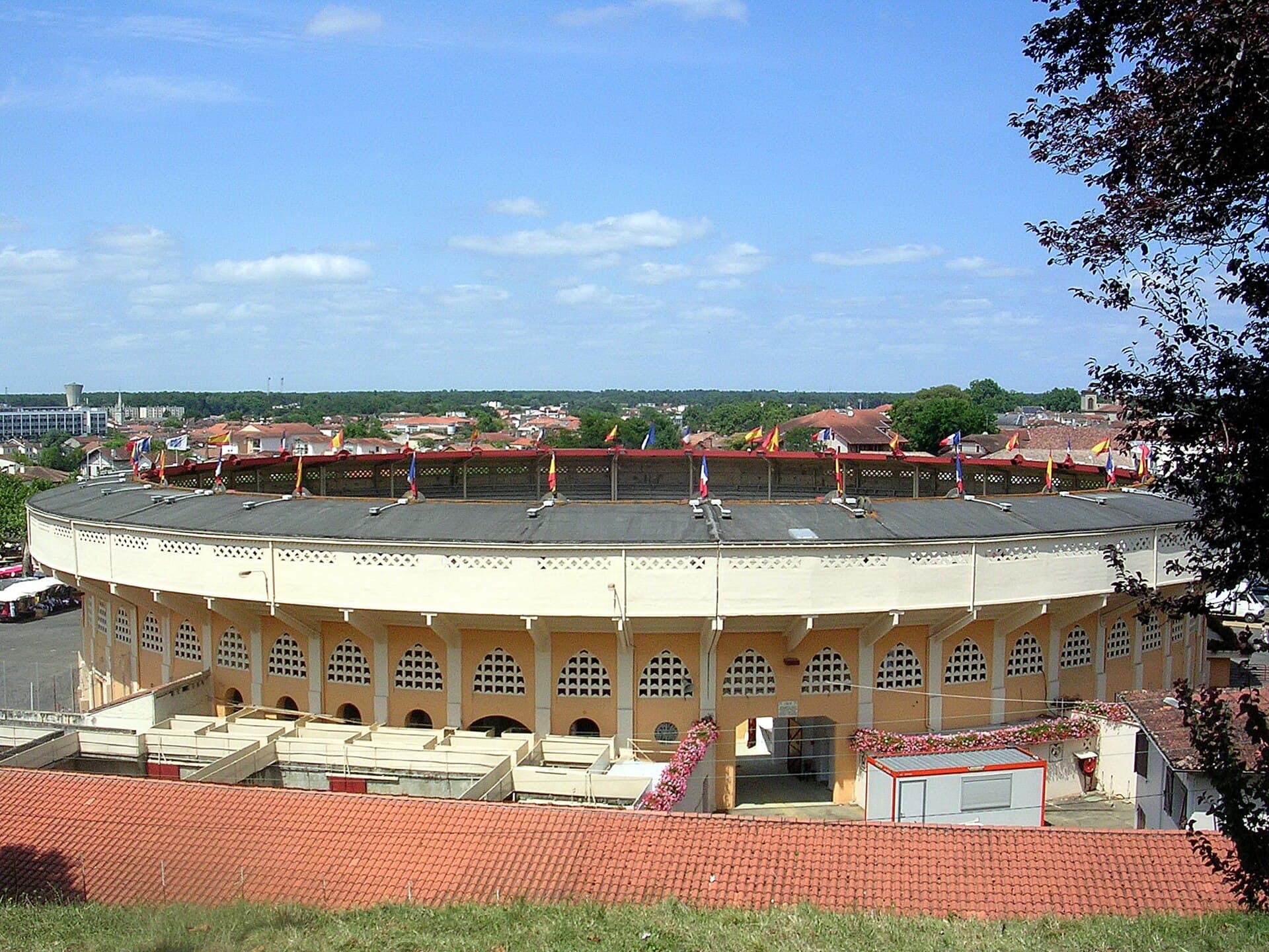 Arènes du Plumaçon, Mont-de-Marsan