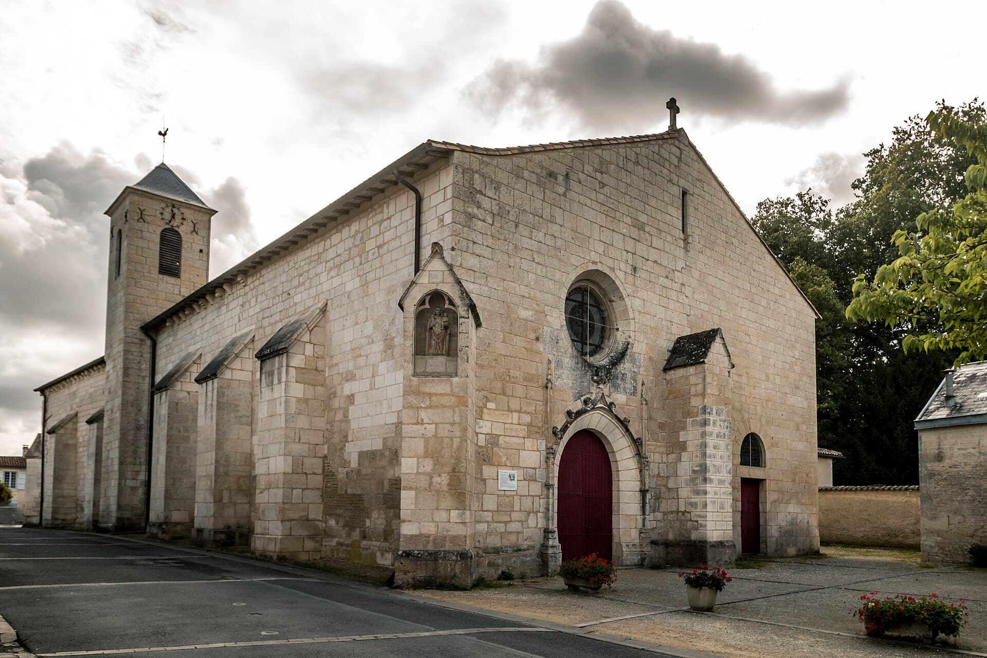 Église Saint-Symphorien de Saint-Symphorien