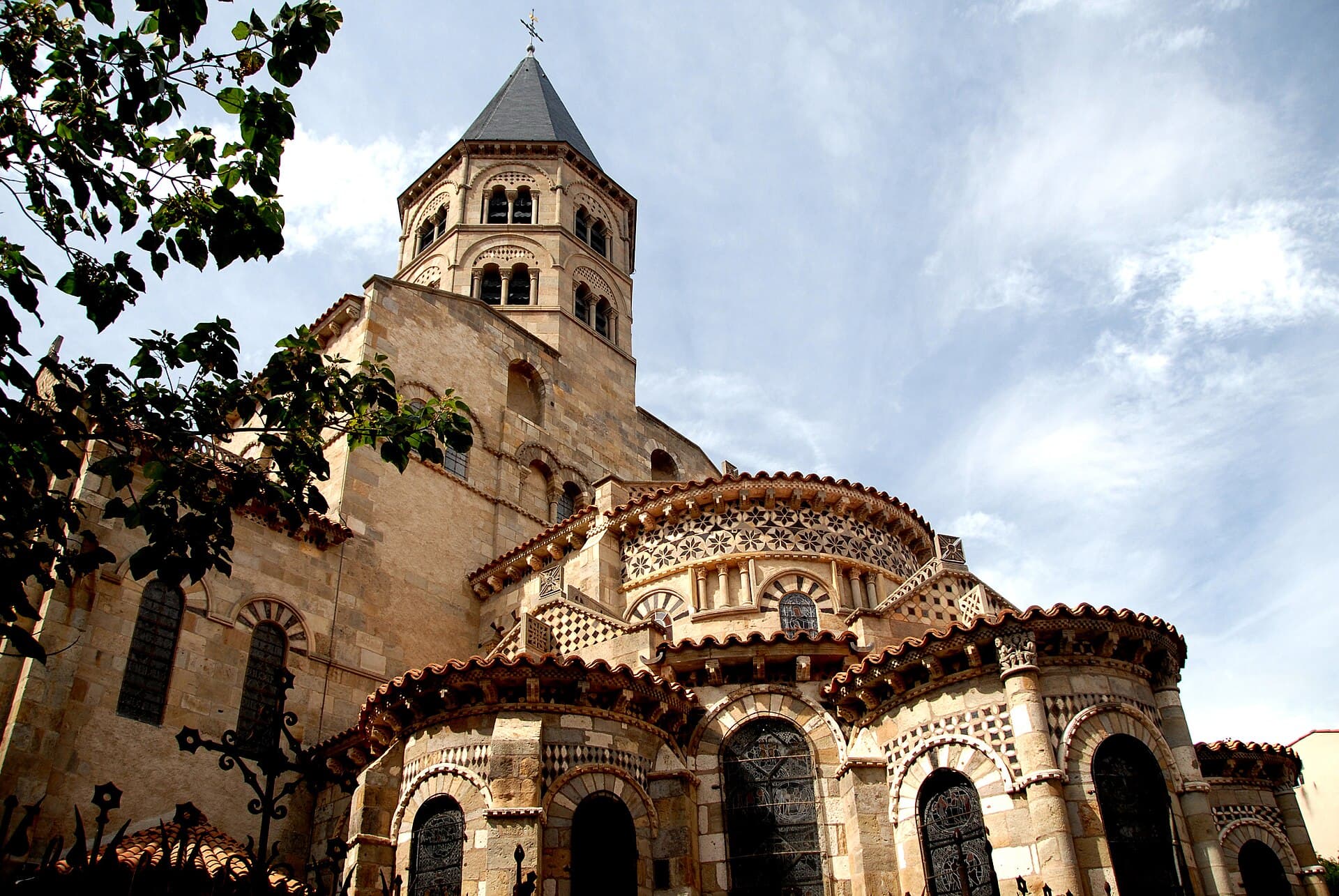 Basilique Notre-Dame-du-Port, Clermont-Ferrand