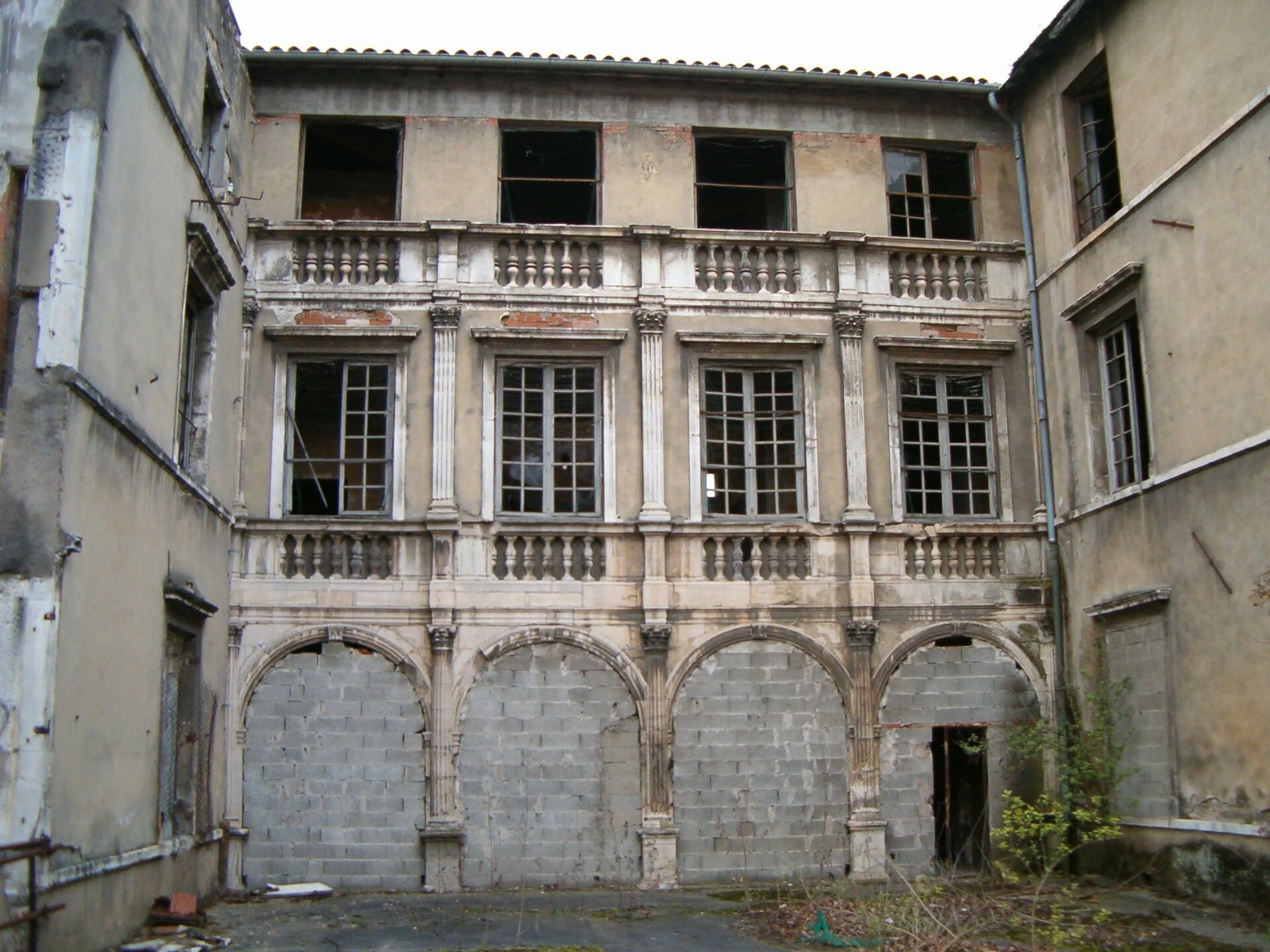 Château du Grand Perron, Oullins-Pierre-Bénite