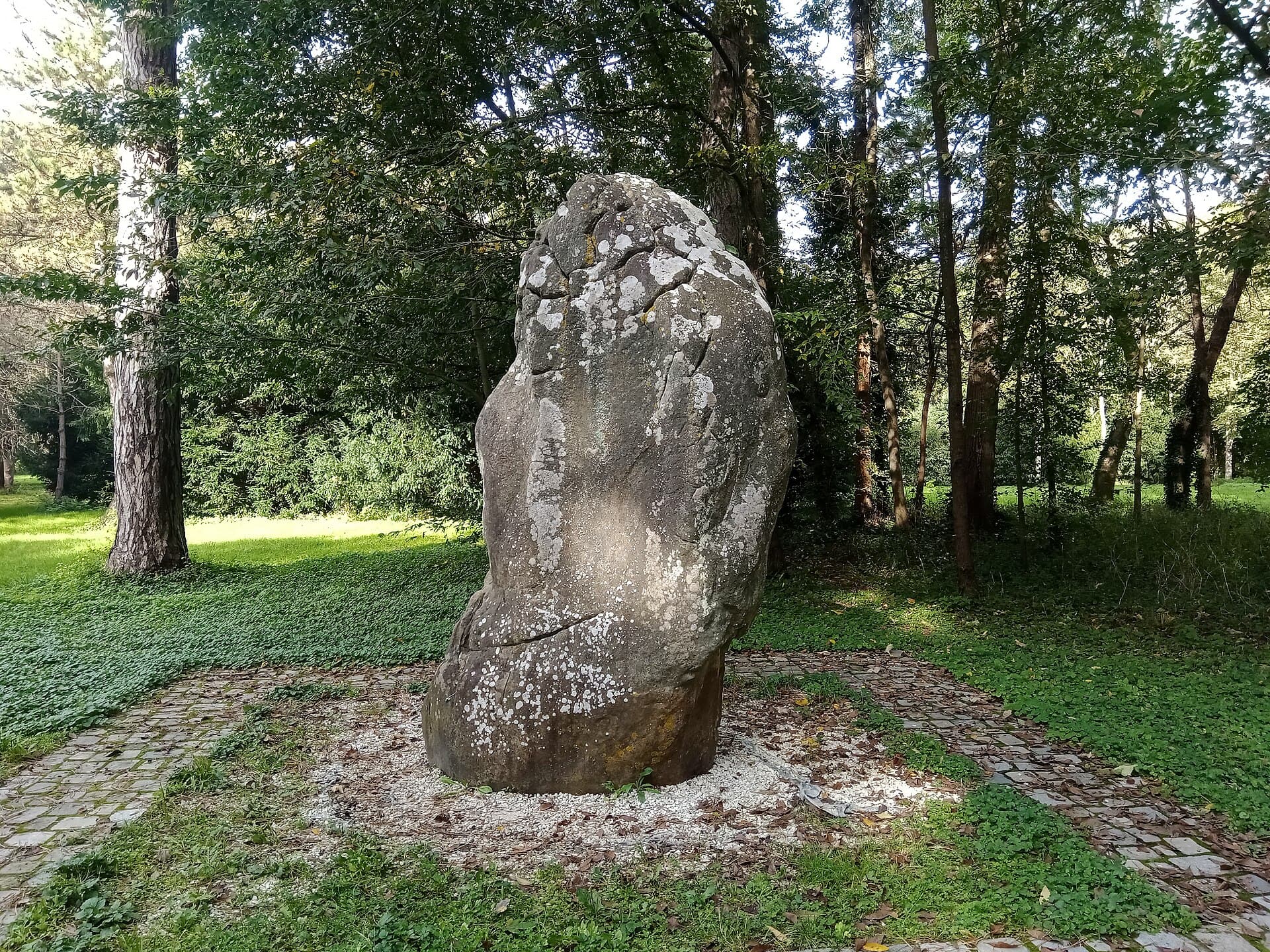 Pierre à Mousseau, Vigneux-sur-Seine