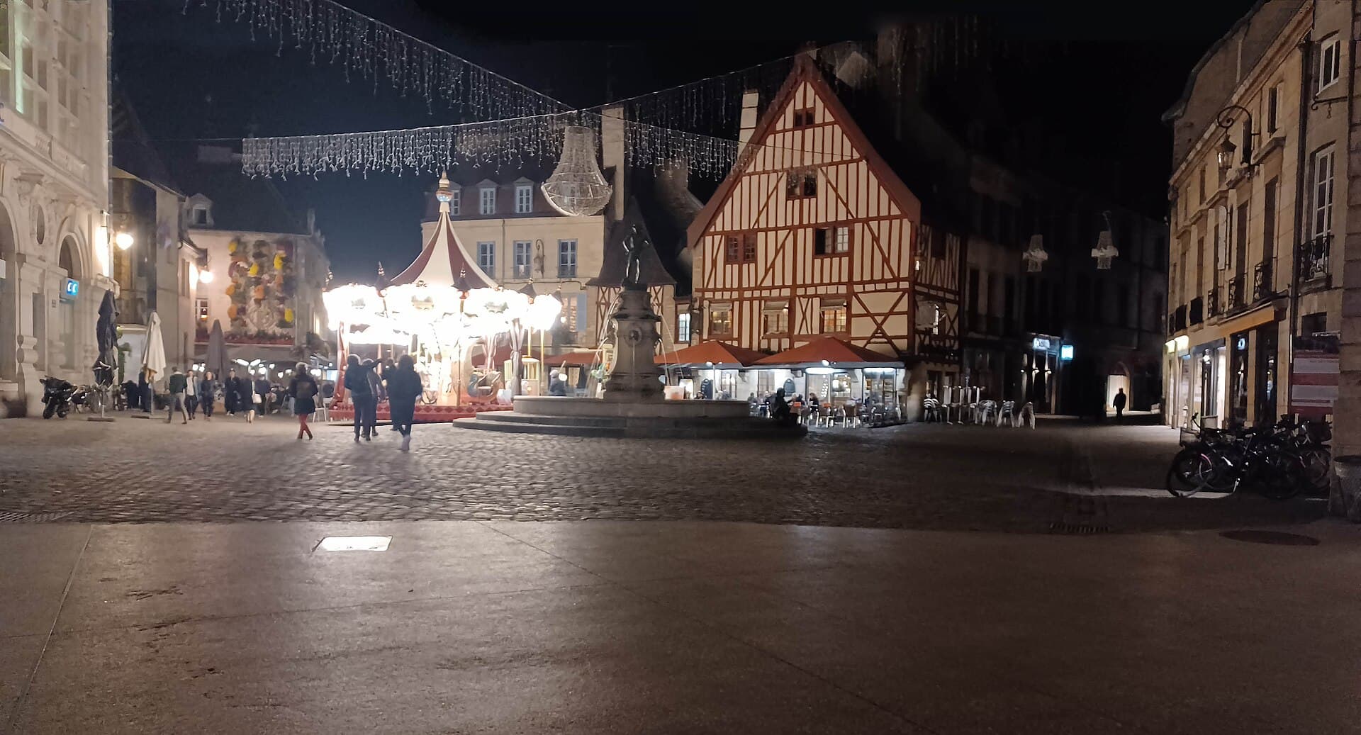 Dijon de nuit