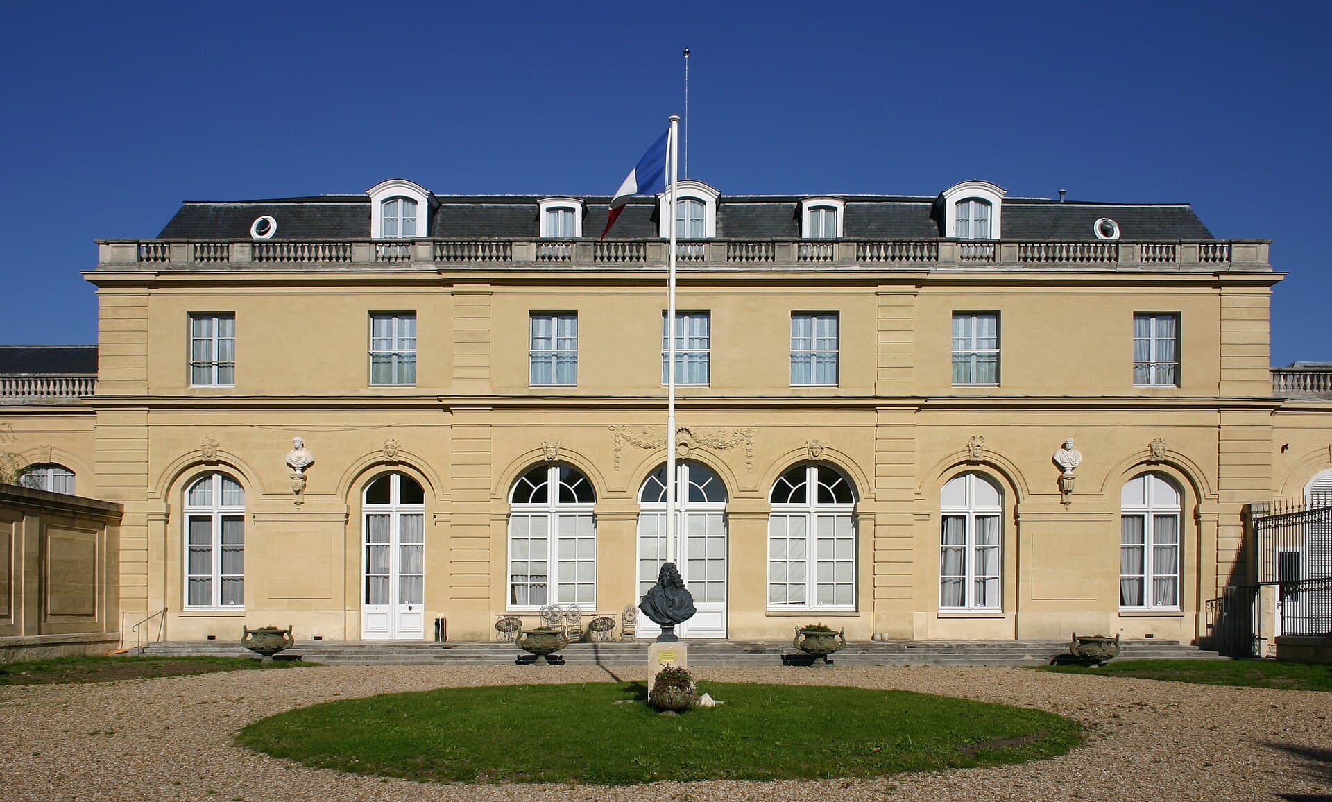 Château du Val, Saint-Germain-en-Laye