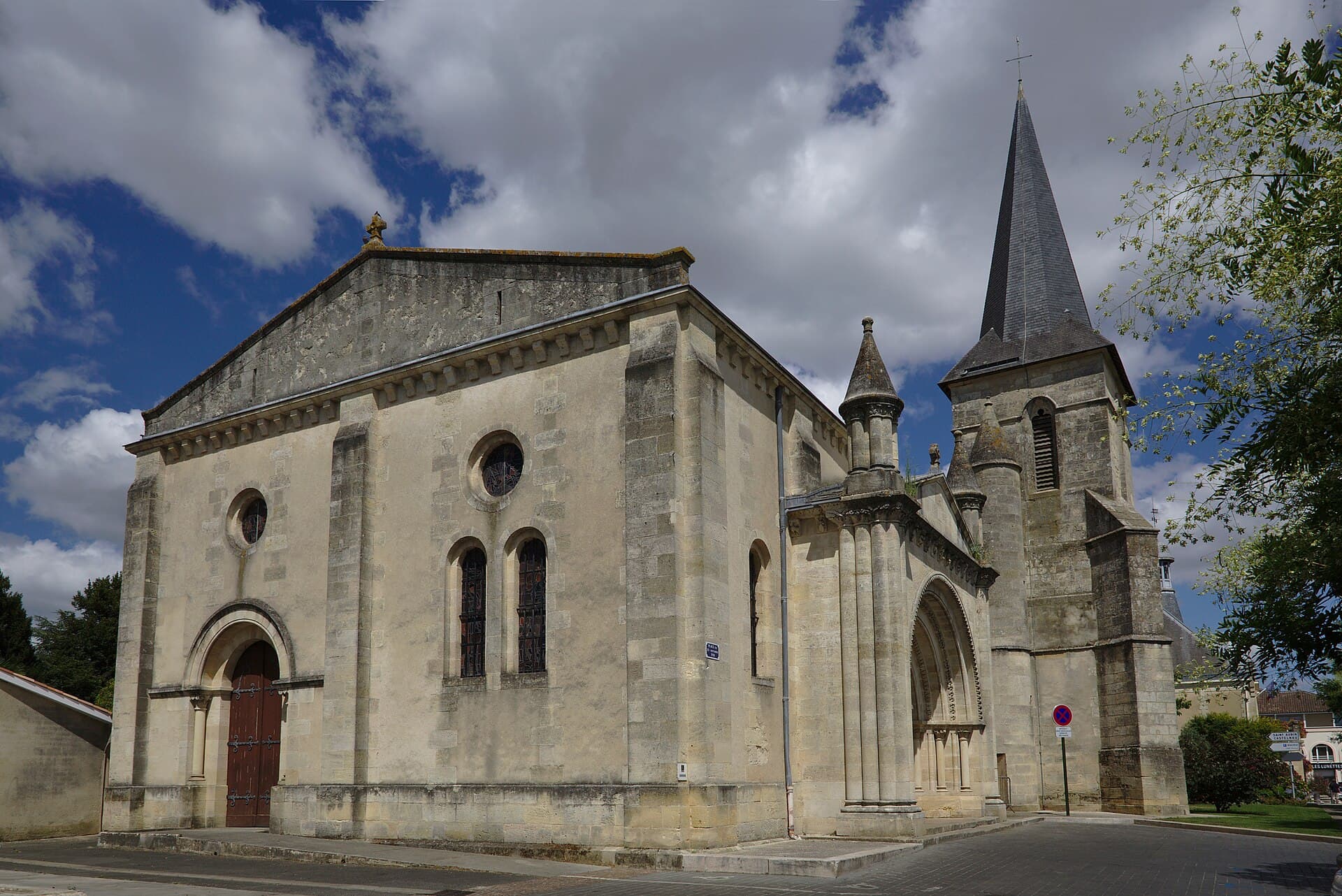 Église Saint-Médard de Saint-Médard-en-Jalles
