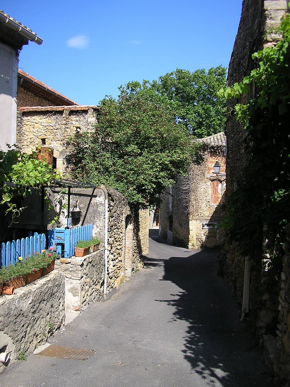 Rue d'Uchaux