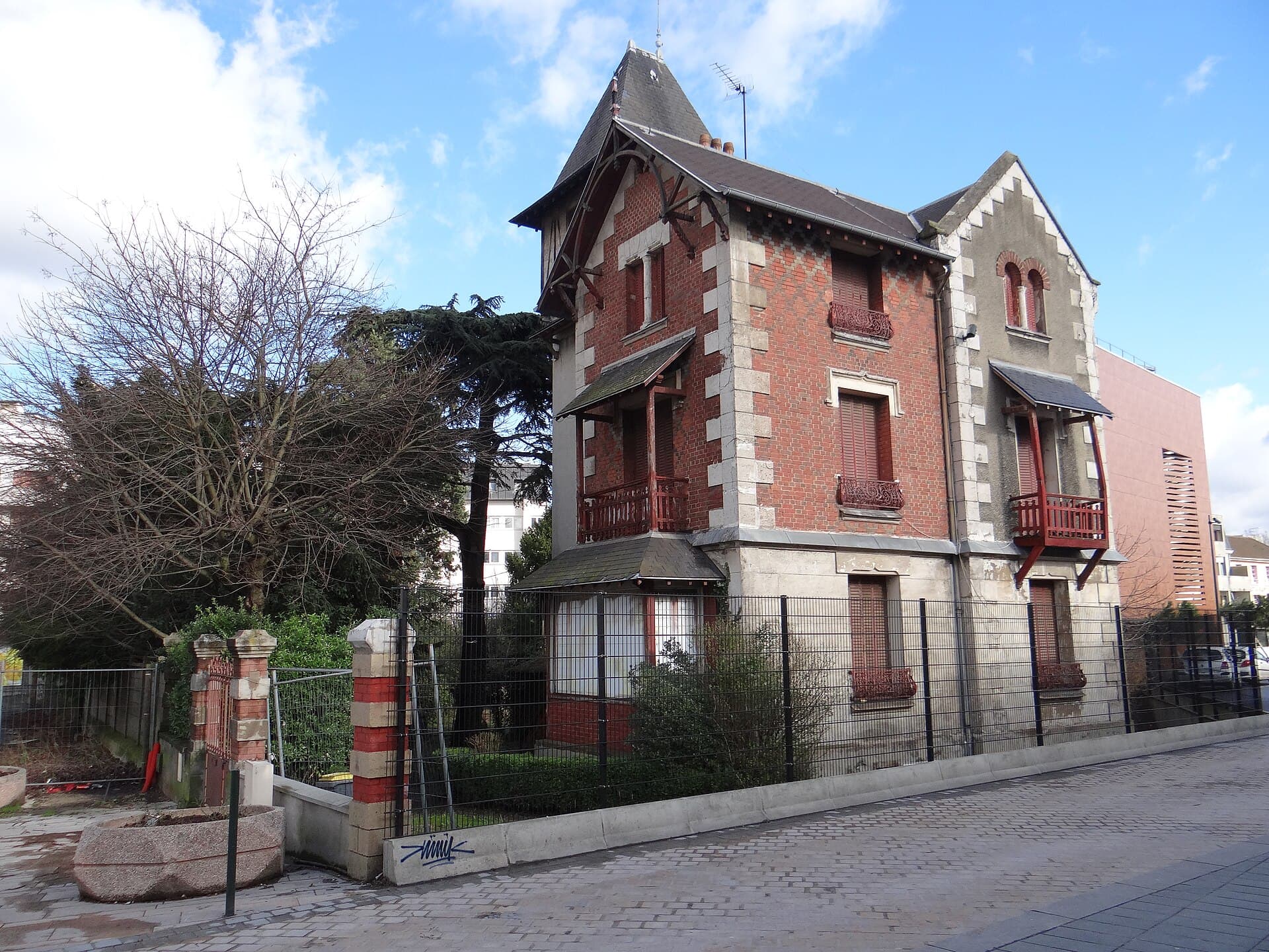 Villa Max, Chelles