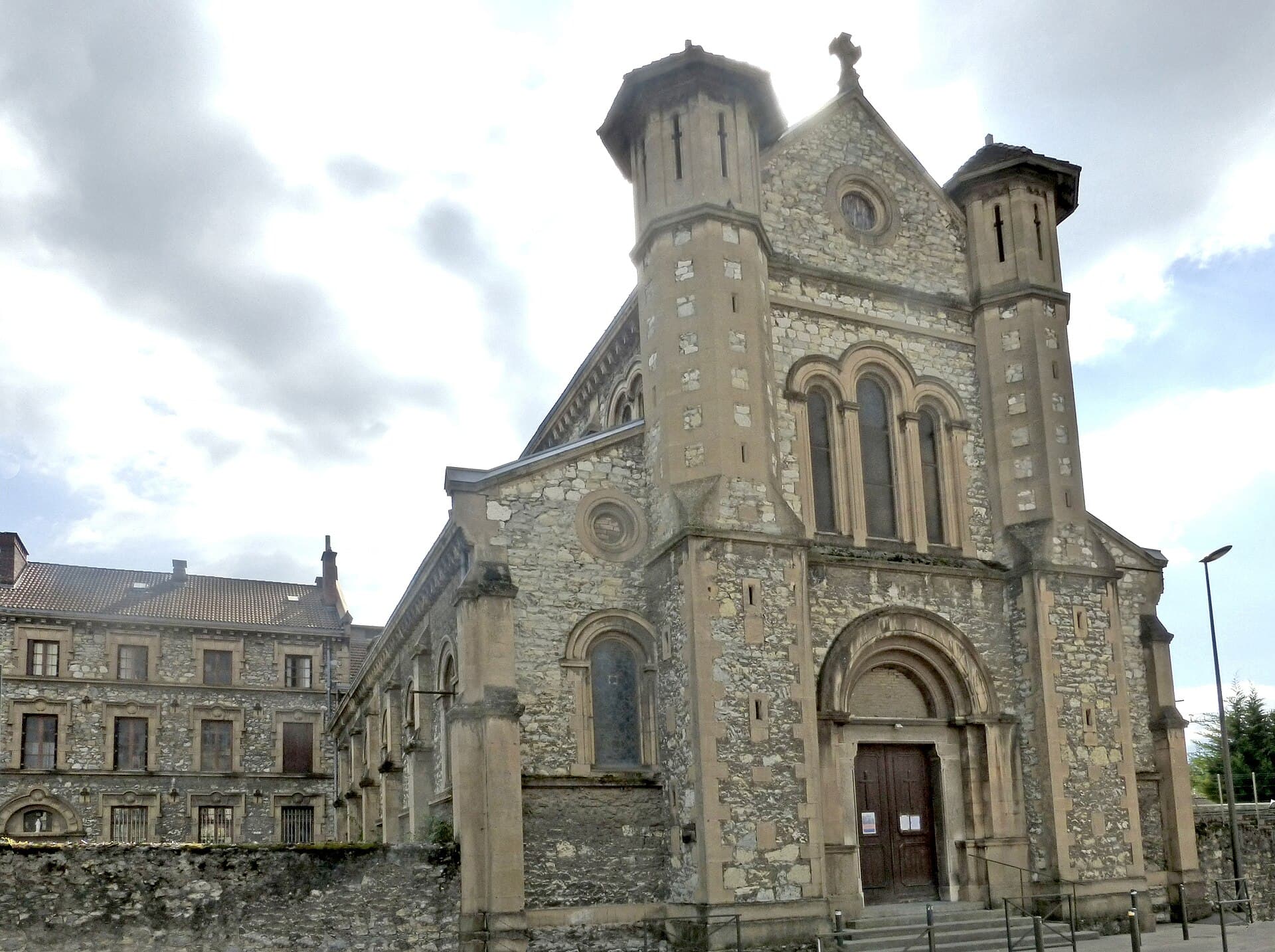 Église Notre-Dame-de-la-Délivrande, Saint-Martin-d'Hères